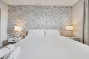 2B1B Stylish Haven with Free Parking